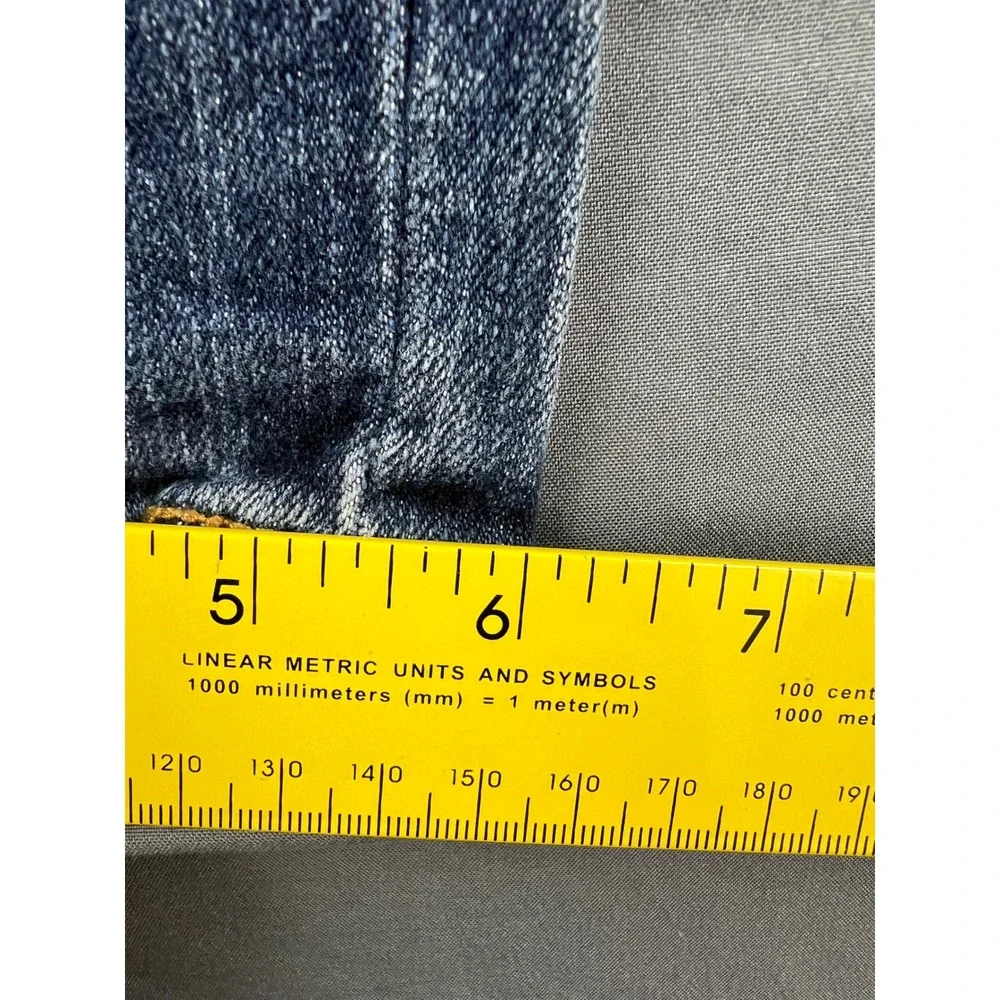 Paris Blue Capri Jeans Womens 3 Medium Wash Low Rise Studded Stretch Denim Good